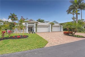 27161 Driftwood Dr, BONITA SPRINGS