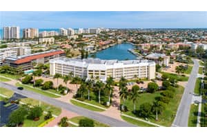 1011 Swallow Ave 409, MARCO ISLAND