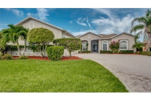 23373 Olde Meadowbrook Cir, ESTERO