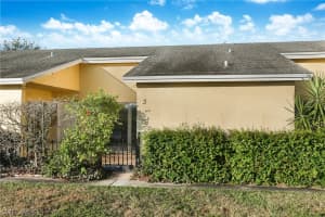 218 Sparrow Dr 3, ROYAL PALM BEACH