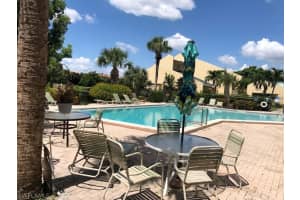8751 Lateen Ln 104, FORT MYERS