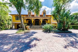 20720 Charing Cross Cir, ESTERO