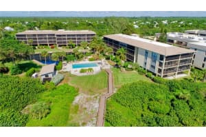 2737 W Gulf Dr 111, SANIBEL