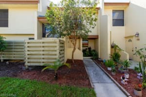 8805 Lateen Ln 102, FORT MYERS