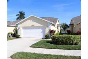 5649 Greenwood Cir 103, NAPLES