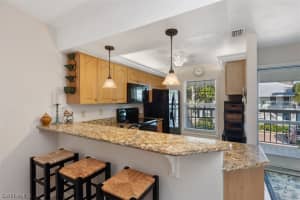 671 W Elkcam Cir 525, MARCO ISLAND