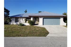 19485 Poppytree Ct, LEHIGH ACRES