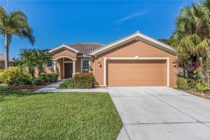 19670 Green Oak Dr, FORT MYERS