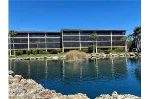 2737 W Gulf Dr 223, SANIBEL