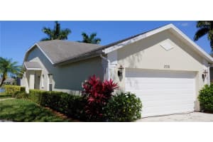5791 Greenwood Cir 122, NAPLES