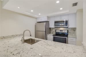 1452 Wildwood Lakes Blvd A104, NAPLES
