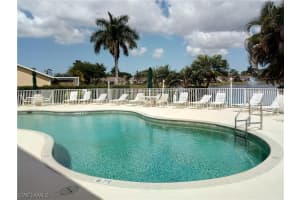 5514 Greenwood Cir 4, NAPLES