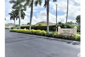 5560 Greenwood Cir 12, NAPLES