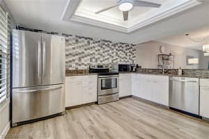 4240 Se 20th Pl 210, CAPE CORAL