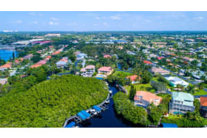 9118 Brendan River Ct, BONITA SPRINGS