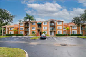 1270 Wildwood Lakes Blvd 207, NAPLES