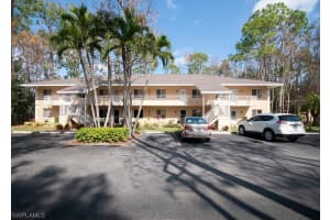 5802 Woodmere Lake Cir J-202, NAPLES