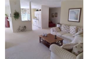 900 Diamond Cir 908, NAPLES