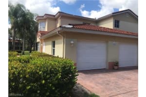 600 Diamond Cir 601, NAPLES