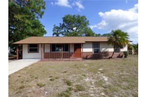 10683 Tuliptree Ct, LEHIGH ACRES
