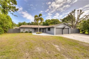 2470 King Arthurs Ct, FORT MYERS