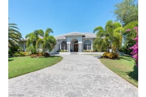 27941 Riverwalk Way, BONITA SPRINGS