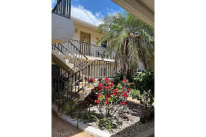 1729 Beach Pky 204, CAPE CORAL