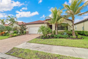 14364 Tuscany Pointe Cv, NAPLES