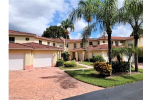 1000 Diamond Cir 1005, NAPLES