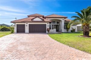 800 Nw 36th Ave, Cape Coral