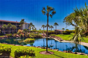 2737 W Gulf Dr 218, SANIBEL