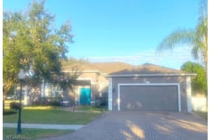 17501 Sterling Lake Dr, FORT MYERS