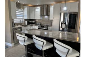 4403 Country Club Blvd E1, CAPE CORAL 4403 Country Club Blvd E1, CAPE CORAL