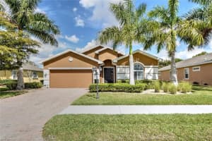 167 Destiny Cir, CAPE CORAL