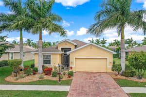 236 Destiny Cir, CAPE CORAL