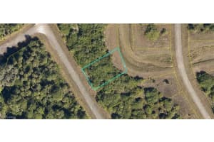 111 Holland Dr, Labelle