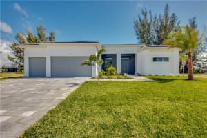 1502 Sw 28th St, Cape Coral