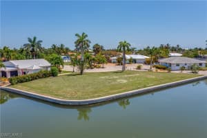 12 Clearview Blvd, Fort Myers Beach 12 Clearview Blvd, Fort Myers Beach