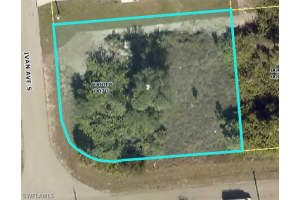 327/329 Ivan Ave S, Lehigh Acres