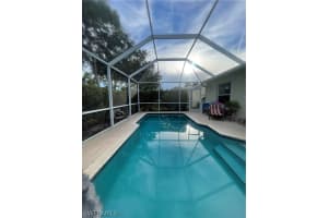 5514 Greenwood Cir 4, NAPLES