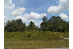 1031 Plymouth St E, Lehigh Acres