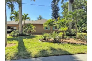 303 Palm Lake Dr, SANIBEL