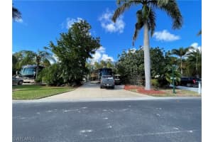 Lot 293 3021 Riverboat Lndg, Labelle