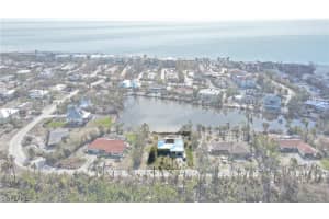 293 Palm Lake Dr, SANIBEL