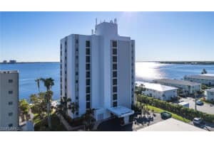 3300 N Key Dr 1e, NORTH FORT MYERS