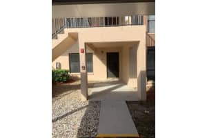 240 Pebble Beach Cir F106, NAPLES