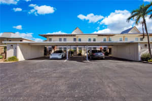 1745 Se 46th Ln 201, CAPE CORAL