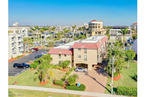 911 Huron Ct 6, MARCO ISLAND