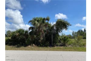 7688 St Regis Cir, Port Charlotte