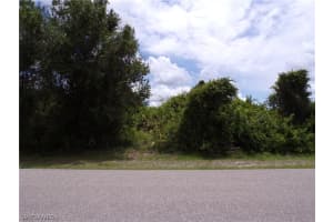 Embassy Rd, North Port